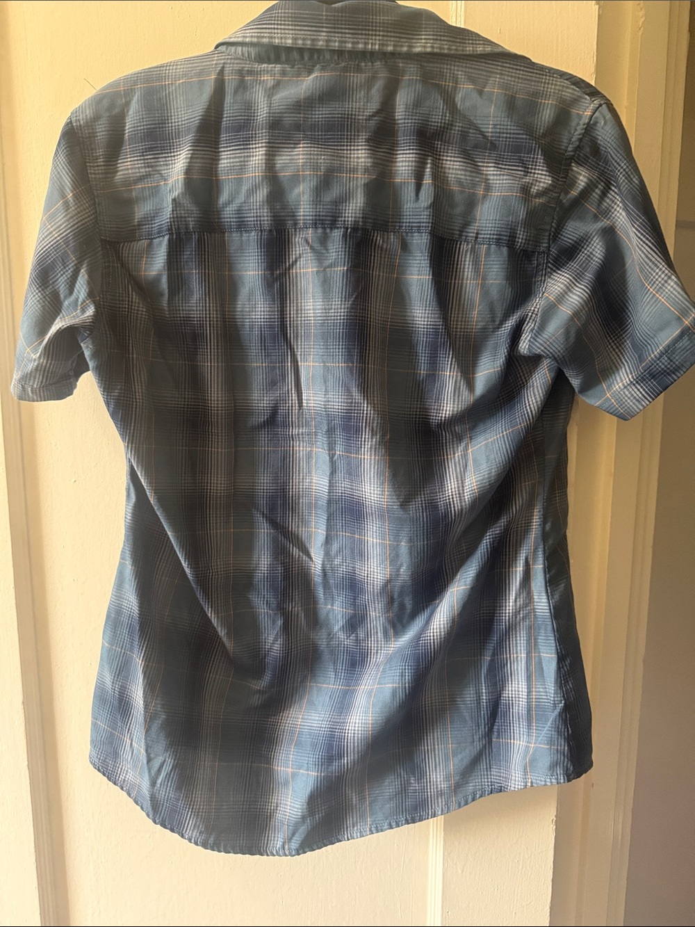 Dixxon | THE SEA MIST BAMBOO SHORT SLEEVE | Size M | Like New - Picture 3 of 4